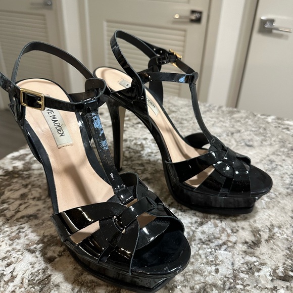 Size 7.5 KISMIT Steve Madden Tribute Inspired Heels Black - Picture 1 of 7